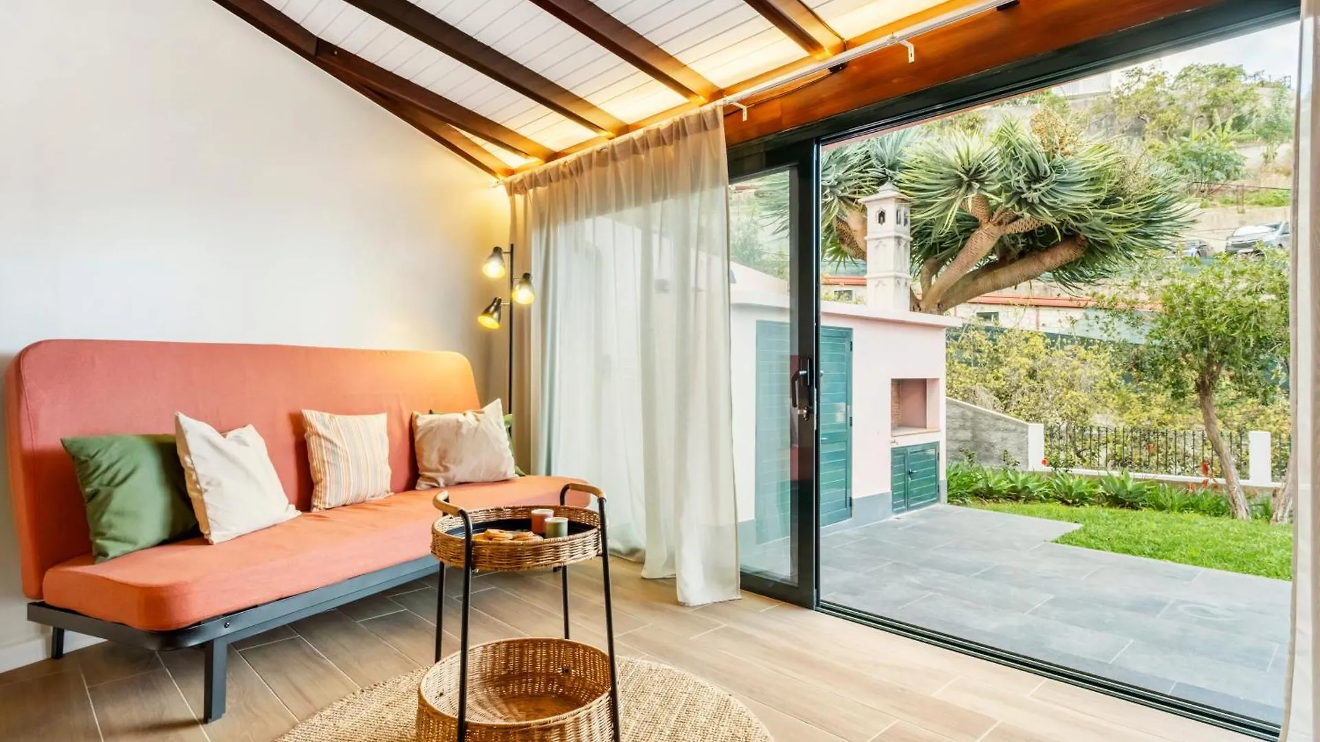 Villa Monte Funchal 0*,